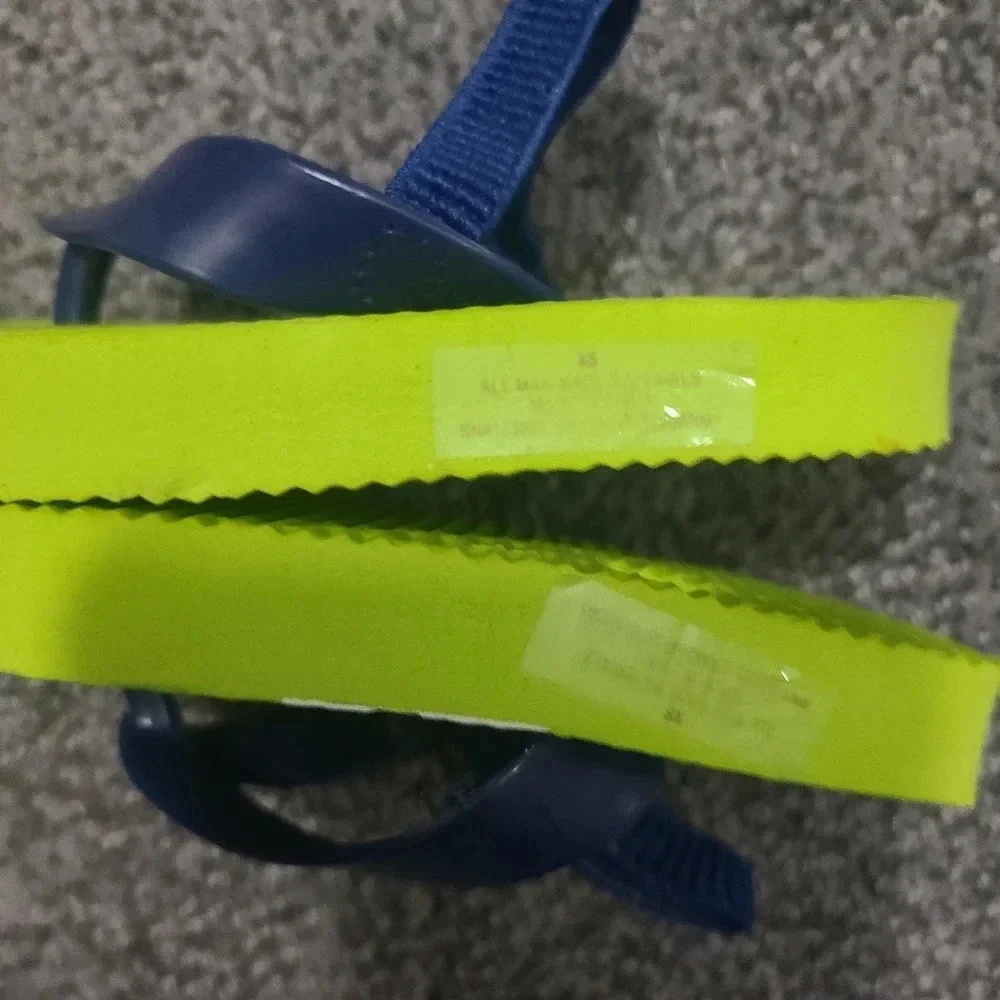 Old Navy Infant Sandals - Picture 3 of 3